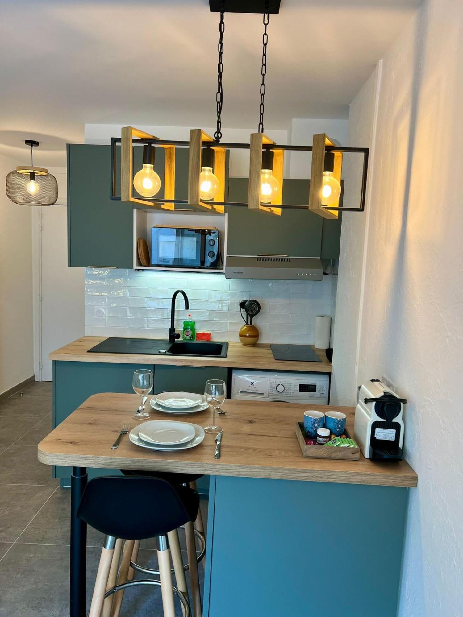 Studio Climatise, Cosy Et Calme Au Centre Ville Antibes Kültér fotó