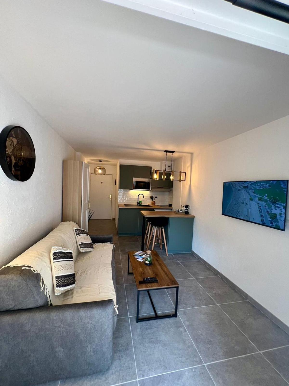 Studio Climatise, Cosy Et Calme Au Centre Ville Antibes Kültér fotó