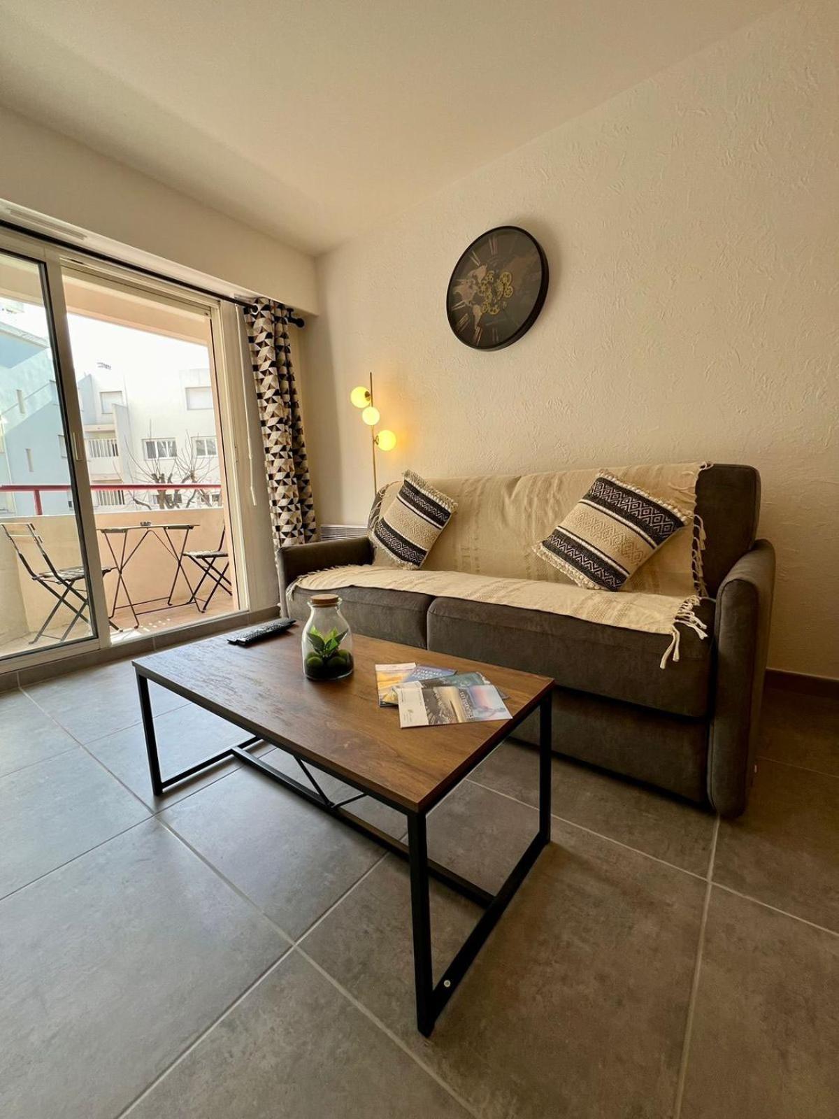Studio Climatise, Cosy Et Calme Au Centre Ville Antibes Kültér fotó
